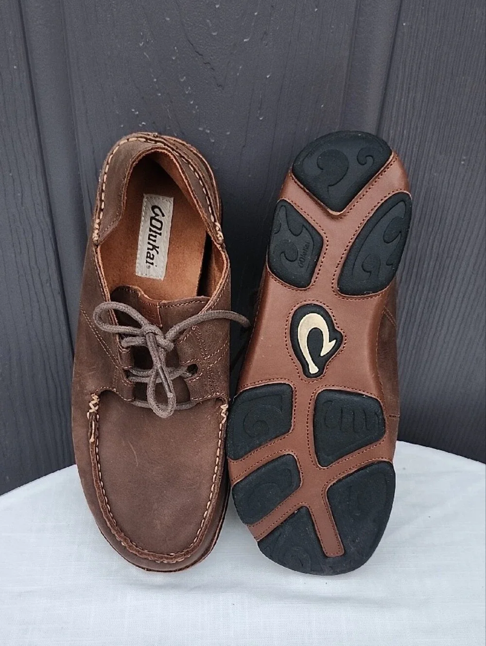 OluKai Men’s Leather Chukka Boots in Brown